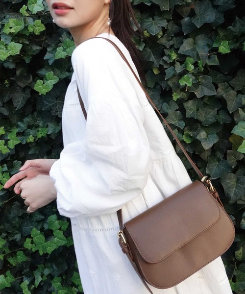 CORNERS（コーナーズ）の「フェイクレザーミニショルダーバッグ（ショルダーバッグ・レディース・アイボリー/カーキ/ブラック/ブラウン・FREE）」の7枚目の写真