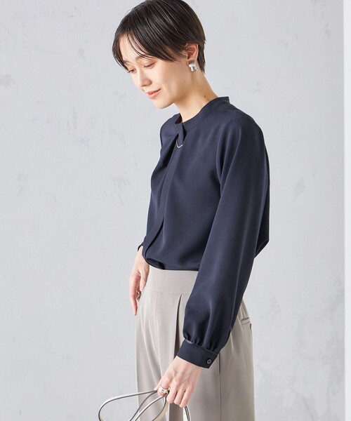 SHIPS(シップス)の「〈手洗い可能〉フロント タック パーツ ブラウス 24SS ◇(シャツ/ブラウス・レディース・ネイビー/ホワイト・ONE SIZE)」の8枚目の写真
