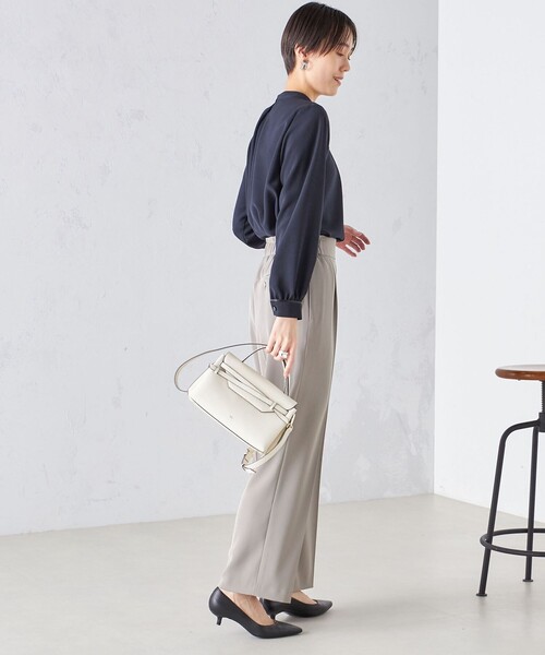 SHIPS(シップス)の「〈手洗い可能〉フロント タック パーツ ブラウス 24SS ◇(シャツ/ブラウス・レディース・ネイビー/ホワイト・ONE SIZE)」の17枚目の写真