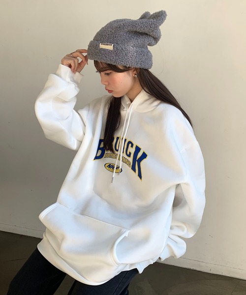 SHEPP(シープ)の「カレッジロゴプリント オーバーサイズパーカー(パーカー・レディース・ブラック/パープル/ホワイト・XXX-LARGE/XL/M)」の10枚目の写真