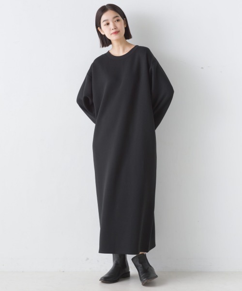OMNES(オムネス)の「ソフトダンボールニットボリューム袖ワンピース長袖(ワンピース・レディース・ブラック/ベージュ/グレー・FREE)」の4枚目の写真