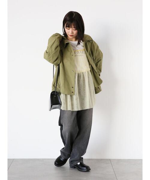 ehka sopo(エヘカソポ)の「チュールシャーリングキャミソール(シャツ/ブラウス・レディース・ブラック/オフホワイト/イエロー・F)」の11枚目の写真