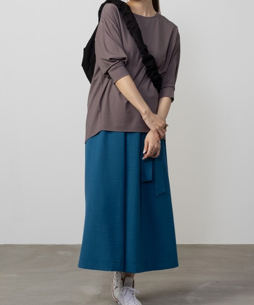 HusHusH(ハッシュアッシュ)の「HusHusH ハッシュアッシュ とろみ7分袖プルオーバー(Tシャツ/カットソー・レディース・ブラック/グレイッシュベージュ/チャコールグレー・L/M/S)」の9枚目の写真