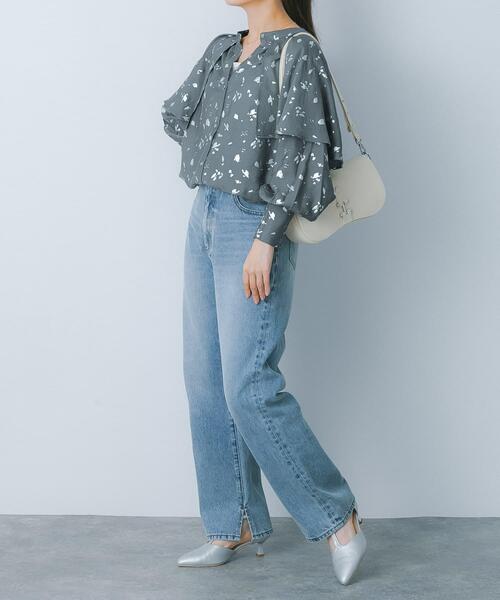 HEYUMM(ヘユム)の「ハクプリントケープブラウス(シャツ/ブラウス・レディース・ミント/ライトベージュ/チャコールグレー・ONE)」の6枚目の写真
