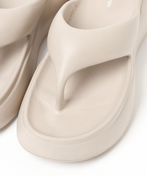 niko and...（ニコアンド）の「オリジナルニコモコトングサンダル（サンダル・レディース・ライトグリーン/ラベンダー/ベージュ/ブラック・LARGE/MEDIUM）」の14枚目の写真