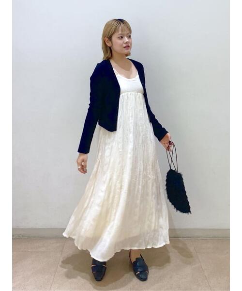 FREE'S MART（フリーズマート）の「◆Vネックドビーカットソーカーディガン（カーディガン/ボレロ・レディース・ブラック/ホワイト/イエロー・FREE）」の8枚目の写真