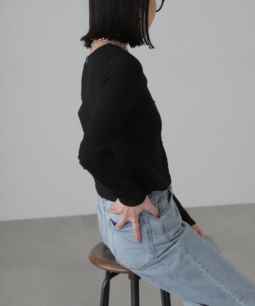 FREE'S MART（フリーズマート）の「◆Vネックドビーカットソーカーディガン（カーディガン/ボレロ・レディース・ブラック/ホワイト/イエロー・FREE）」の9枚目の写真