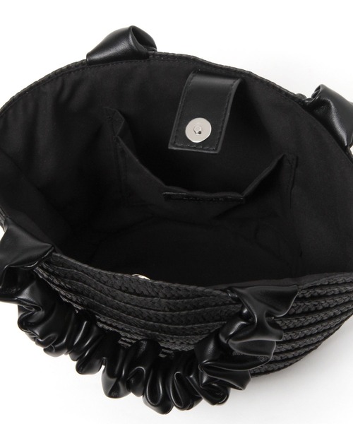 LAKOLE（ラコレ）の「2WAYペーパーギャザーバッグ / 996442（ショルダーバッグ・レディース・グレー/アイボリー/ブラック・FREE）」の13枚目の写真