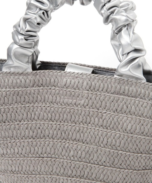 LAKOLE（ラコレ）の「2WAYペーパーギャザーバッグ / 996442（ショルダーバッグ・レディース・グレー/アイボリー/ブラック・FREE）」の15枚目の写真