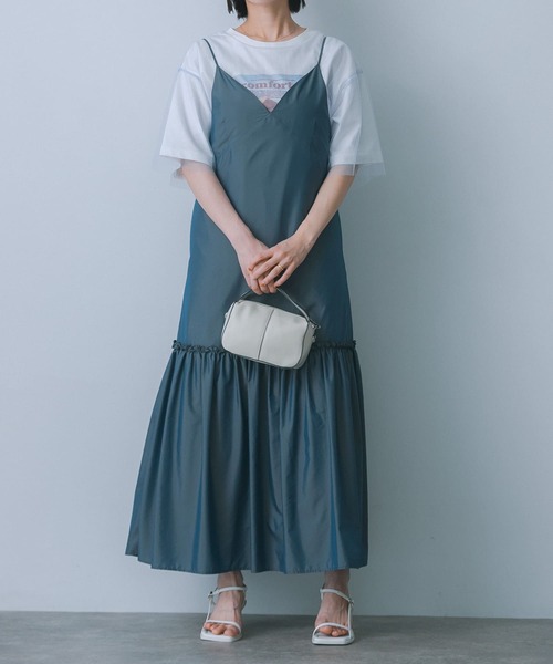 HEYUMM（ヘユム）の「ティアードキャミワンピース（ワンピース・レディース・チャコールグレー/アイボリー/ネイビー・ONE/S）」の22枚目の写真