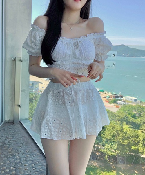 gossip!ロサンゼルス(ゴシップロサンゼルス)の「2Way総レースアップ体型カバー水着 3点水着セット(水着・レディース・ホワイト・XL/L/M)」の11枚目の写真