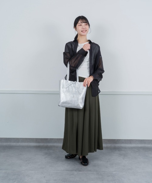 アンドレアカルドネ Andrea Cardone ファスナー付き型押しレザー