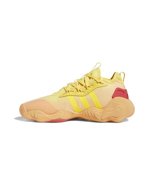 adidas（アディダス）の「adidas TRAE YOUNG 3 LOW（アディダス