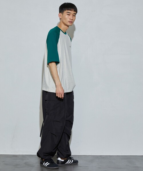 Firsthand（ファーストハンド）の「MA Firsthand/マ ファーストハンド LOGO RAGLAN TEE / ロゴラグランTシャツ（Tシャツ/カットソー・メンズ・ネイビー/グリーン/ブラウン・L/M）」の6枚目の写真