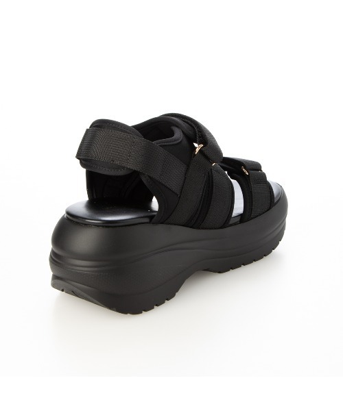 Mafmof(マフモフ)の「Mafmof(マフモフ)8cm厚底メガソールトリプルベルトスポーツサンダル(サンダル・レディース・ブラック/ホワイト・S/M/L/LL)」の7枚目の写真