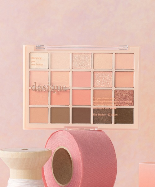 dasique（デイジーク）の「【dasique/デイジーク】Mood Shadow Palette（ムードシャドウパレット）20色パレット パーソナルカラーで選べる（アイシャドウ・レディース・#02 Cool Basic/#01 Warm Basic/#04 Light Lavender/#03 Spring Coral/#05 Cotton Powder/#06 Sweet Heart/#07 Love Heart・FREE）」の4枚目の写真