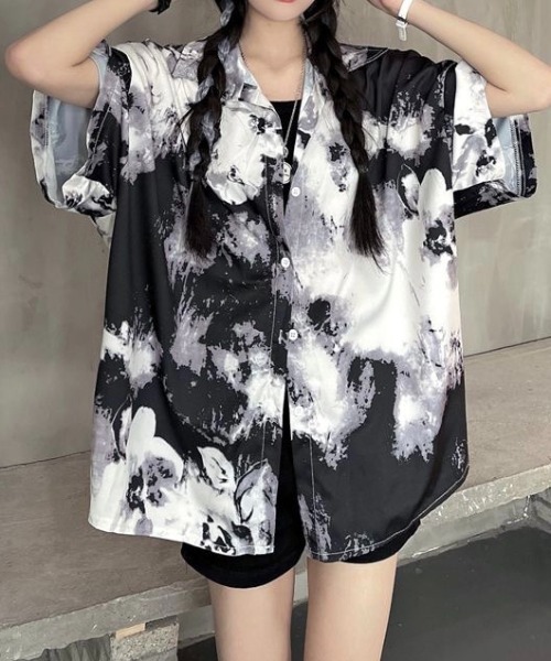 SHEENA(シーナ)の「ニュアンス柄半袖ルーズシャツ(シャツ/ブラウス・レディース・ライトグレー系・M)」の4枚目の写真