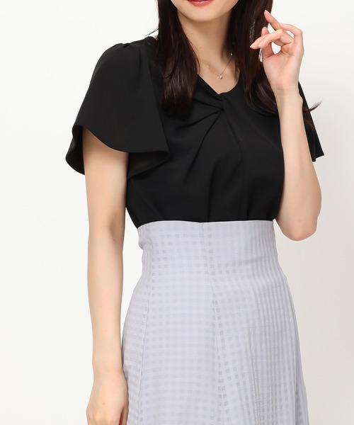 MISCH MASCH（ミッシュマッシュ）の「■2024春夏新作■ねじり2WAYカットブラウス/MM428103（シャツ/ブラウス・レディース・ブルー/ホワイト/ブラック・ﾌﾘ-）」の3枚目の写真