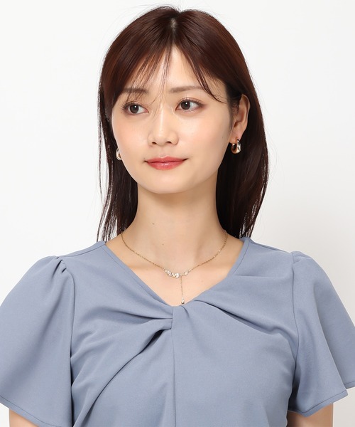 MISCH MASCH（ミッシュマッシュ）の「■2024春夏新作■ねじり2WAYカットブラウス/MM428103（シャツ/ブラウス・レディース・ブルー/ホワイト/ブラック・ﾌﾘ-）」の16枚目の写真