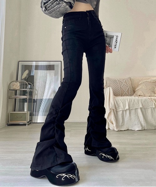 Chick（チック）の「【TAE×Chick】シャーリングブーツカットデニムパンツ（デニムパンツ・レディース・ブラック・S/M）」の19枚目の写真