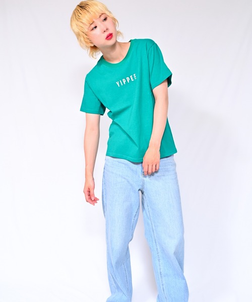 Alite cloth(アリーテクロス)の「箔プリントロゴTシャツ YIPPEE(Tシャツ/カットソー・レディース・ブラック/ホワイト/ベージュ/グレー/ピンク/オレンジ/ブルー/グリーン・FREE)」の14枚目の写真