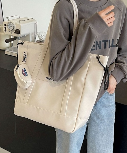 florist（フローリスト）の「【大容量・軽量】ミニポーチ付き♪シンプルカジュアルトートバッグ（トートバッグ・レディース・ホワイト系1/ホワイト系2/ブラック系2/ブラック系1・FREE）」の15枚目の写真