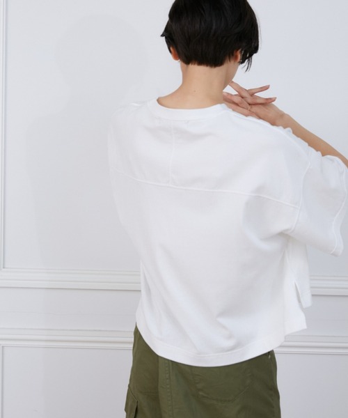 YVON（イヴォン）の「ヘビー天竺ワイドTシャツ（Tシャツ/カットソー・レディース・オフホワイト/ブルー/ブラック・9号）」の15枚目の写真