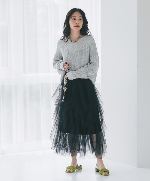 【La boutique BonBon】Vネッククロップドニット La boutique BonBon（ラブティックボンボン）の「【名品】V