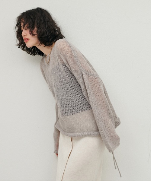 LARUTA(ラルータ)の「【LARUTA】メッシュフワニットプルオーバー(ニット/セーター・レディース・ライトベージュ/グレー/チャコールグレー/パープル・FREE)」の11枚目の写真