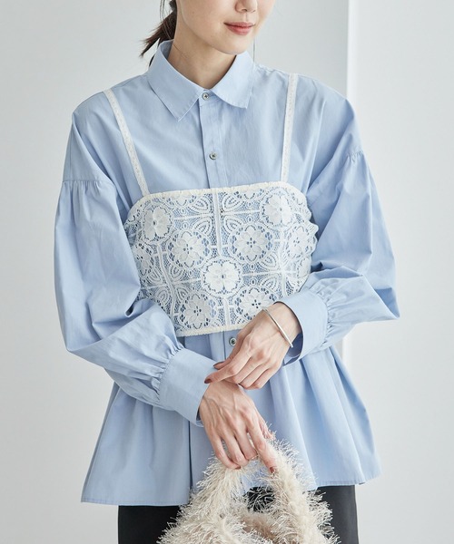 ROPE' PICNIC(ロペピクニック)の「ペプラムシャツ(シャツ/ブラウス・レディース・ブルー/ブラック/サックスブルー/オフホワイト/ダークブラウン・38)」の4枚目の写真