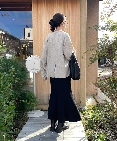 GeeRA（ジーラ）の「袖ボリュームミックスカラーオーバーサイズニット（ニット/セーター・レディース・グレー/ピンク/ベージュ/パープル・SMALL/MEDIUM/LARGE/X-LARGE）」の21枚目の写真