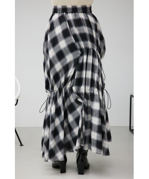 AZUL by moussy（アズールバイマウジー）の「チェックボリュームスカート（スカート・レディース・ブラウン/ブラック/ブルー/ブラック系その他2・FREE）」の19枚目の写真