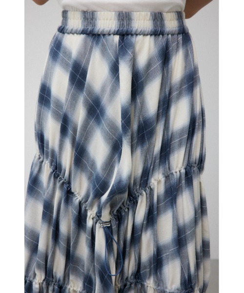 AZUL by moussy（アズールバイマウジー）の「チェックボリュームスカート（スカート・レディース・ブラウン/ブラック/ブルー/ブラック系その他2・FREE）」の9枚目の写真