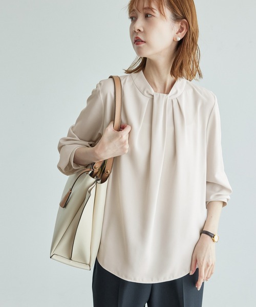 ROPE' PICNIC（ロペピクニック）の「リサイクルポリエステルフロントタックブラウス（シャツ/ブラウス・レディース・サックスブルー/ベージュ系その他/オフホワイト/チャコールグレー・38/36）」の3枚目の写真