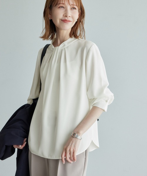 ROPE' PICNIC（ロペピクニック）の「リサイクルポリエステルフロントタックブラウス（シャツ/ブラウス・レディース・サックスブルー/ベージュ系その他/オフホワイト/チャコールグレー・38/36）」の5枚目の写真