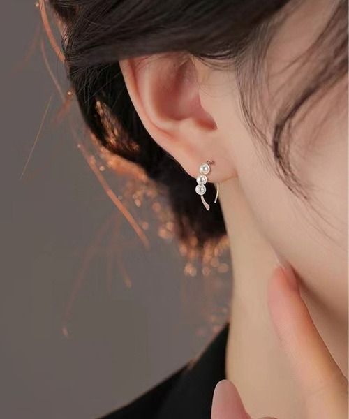 LA VORAGINE(ラ ヴォラジネ)の「アレルギー対応 エコパールピアス(ピアス(両耳用)・レディース・シルバー/ゴールド・FREE)」の1枚目の写真
