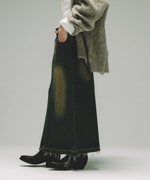 FREAK'S STORE(フリークスストア)の「NAUTICA/ノーティカ 退色デニムロングスカート(デニムスカート・レディース・ブルー/ブラック・ONE SIZE)」の6枚目の写真