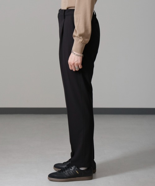 NANO universe（ナノユニバース）の「ALWAYS EASY ワンタックスラックス（スラックス・メンズ・ブラック/ライトベージュ/ダークブラウン/チャコール・S/M/L/XL）」の19枚目の写真