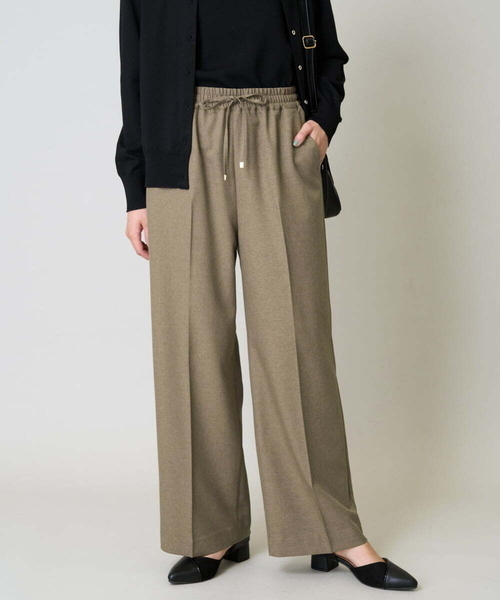 a.v.v（アーヴェヴェ）の「【洗える/イージーケア/吸水速乾/毛玉になりにくい】美楽るイージーワイドパンツ（その他パンツ・レディース・ブラック/ネイビー/グレー/ブラウン・40/38/36/42/34）」の3枚目の写真