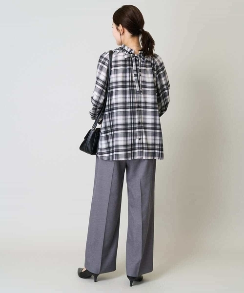 a.v.v（アーヴェヴェ）の「【洗える/イージーケア/吸水速乾/毛玉になりにくい】美楽るイージーワイドパンツ（その他パンツ・レディース・ブラック/ネイビー/グレー/ブラウン・40/38/36/42/34）」の16枚目の写真