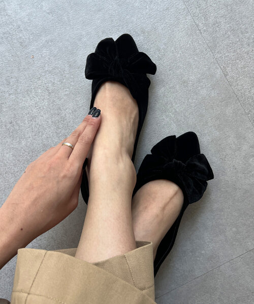Chez toi（シェトワ）の「ベロアリボンバレーシューズ（パンプス・レディース・グレー/ブラウン/ブラック・22.5cm/24.5cm/23.5cm）」の18枚目の写真