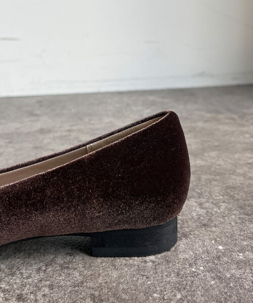 Chez toi（シェトワ）の「ベロアリボンバレーシューズ（パンプス・レディース・グレー/ブラウン/ブラック・22.5cm/24.5cm/23.5cm）」の11枚目の写真