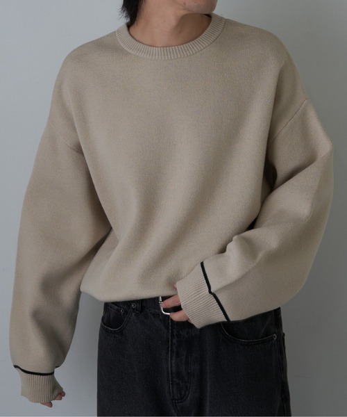 COLONY 2139（コロニートゥーワンスリーナイン）の「リサイクルポリクルーニット（ニット/セーター・メンズ・チャコールグレー/アイボリー/ブラック/グレイッシュベージュ・MEDIUM/LARGE）」の2枚目の写真