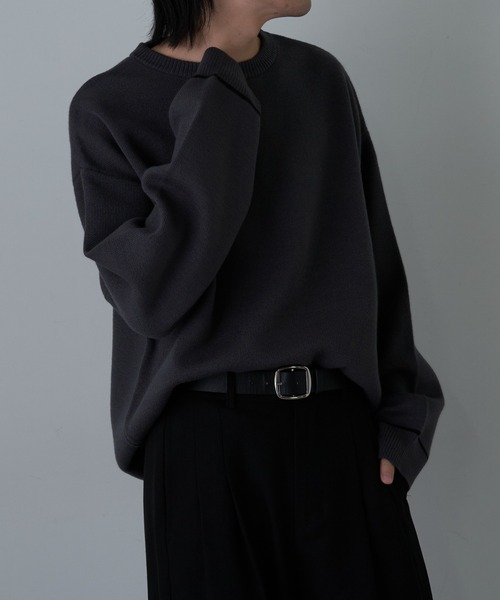 COLONY 2139（コロニートゥーワンスリーナイン）の「リサイクルポリクルーニット（ニット/セーター・メンズ・チャコールグレー/アイボリー/ブラック/グレイッシュベージュ・MEDIUM/LARGE）」の18枚目の写真