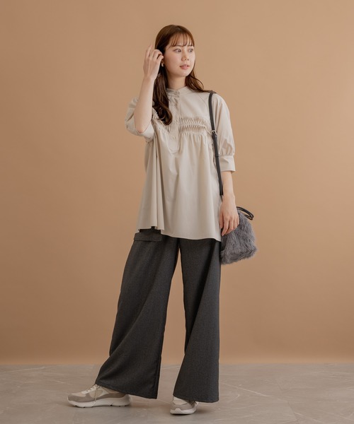 KATHARINE ROSS（キャサリンロス）の「【KATHARINE ROSS】【WEB限定】ラメファーショルダーバッグ（ショルダーバッグ・レディース・チャコールグレー/アイボリー・MEDIUM）」の4枚目の写真