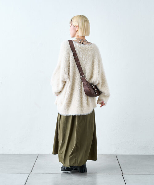 w closet(ダブルクローゼット)の「バックルベルトショルダーバッグ(ショルダーバッグ・レディース・ブラウン/レッド/ブラック・ONE SIZE)」の13枚目の写真