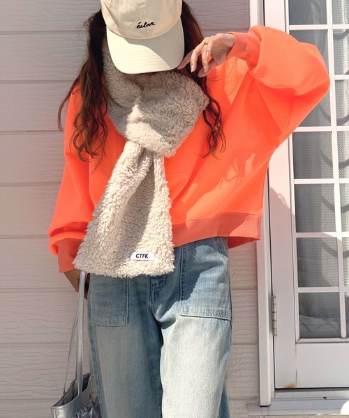 Casselini（キャセリーニ）の「ダウン風リバーティペット（ネックウォーマー/スヌード・レディース・アイボリー/ブラック・ONE SIZE）」の10枚目の写真