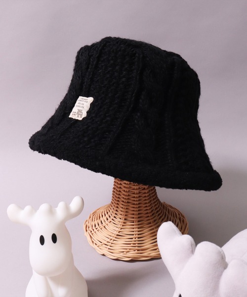 moz(モズ)の「(LF)【moz】ケーブルニット × ボア バケットハット(ハット・レディース・ブラック/アイボリー/チャコールグレー・FREE)」の9枚目の写真