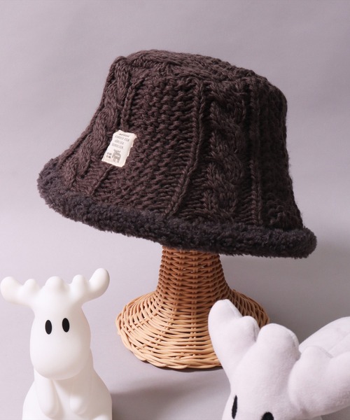 moz(モズ)の「(LF)【moz】ケーブルニット × ボア バケットハット(ハット・レディース・ブラック/アイボリー/チャコールグレー・FREE)」の10枚目の写真
