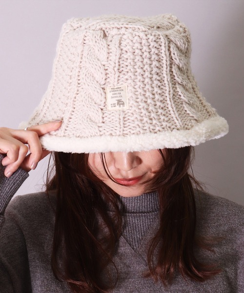 moz(モズ)の「(LF)【moz】ケーブルニット × ボア バケットハット(ハット・レディース・ブラック/アイボリー/チャコールグレー・FREE)」の21枚目の写真